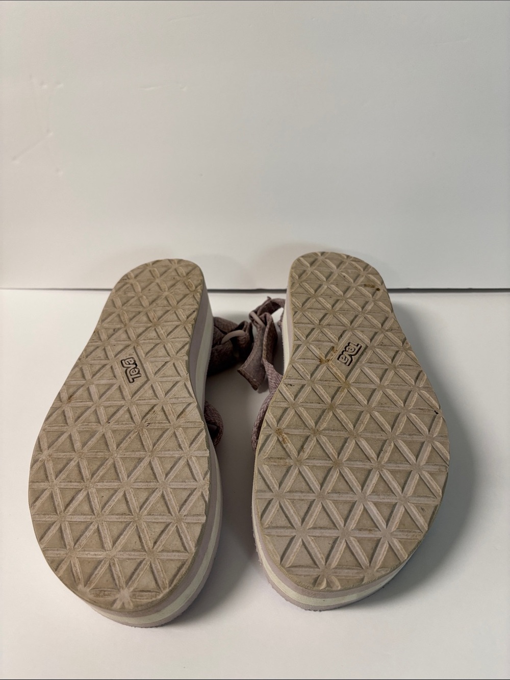 Teva Platform Strappy Sandals – Pale Orchid Purple & White – Good Used Condition - Picture 12 of 12